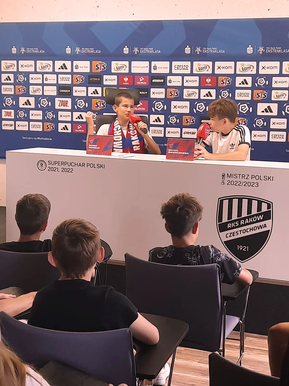 Konferencja prasowa na stadionie Raków Częstochowa